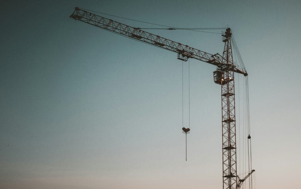 photo-1683765143175-b6b87a5f8ac3